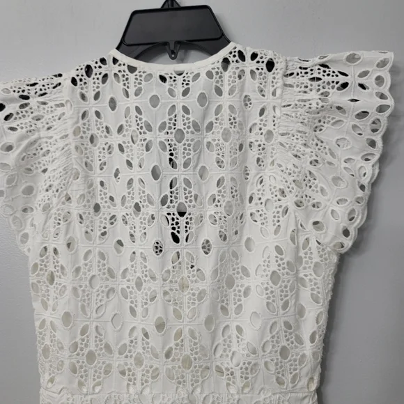 Gianni Bini Tammy V-Neck Flutter Short Sleeve Eyelet Cinched Tie Waist Mini Dres - Picture 4 of 10